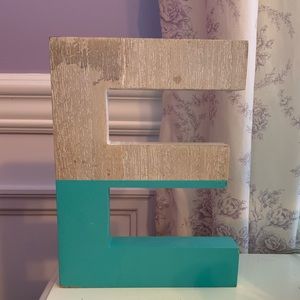 “Letter E” Table Decor / Decoration